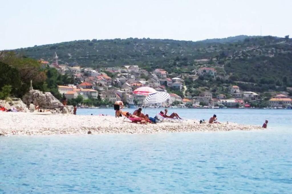 Seaview Apartment Sparkle Iskra - Povlja, Brac Повля Екстериор снимка