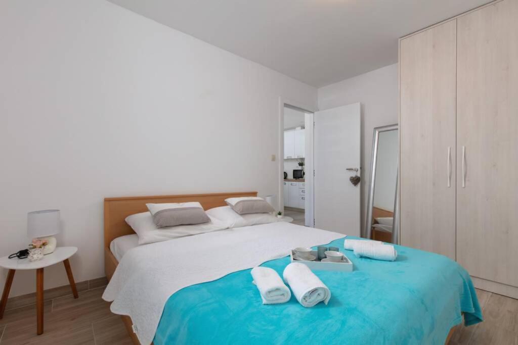 Seaview Apartment Sparkle Iskra - Povlja, Brac Повля Екстериор снимка